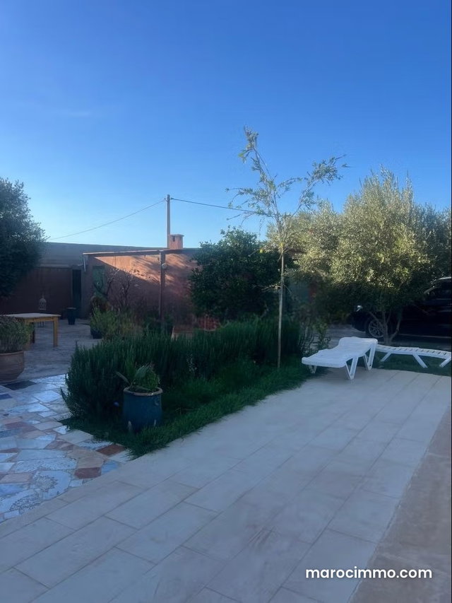 Maison de luxe à vendre à Sidi Abdallah Ghiat km 8 — 4