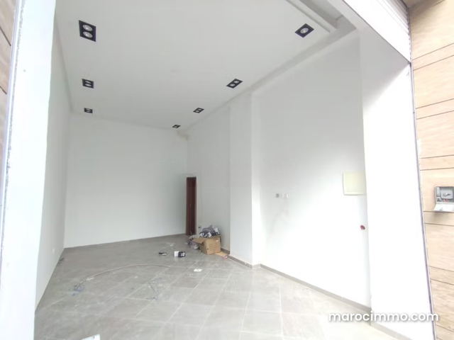 Magasin a vendre a la ville haute — Kénitra