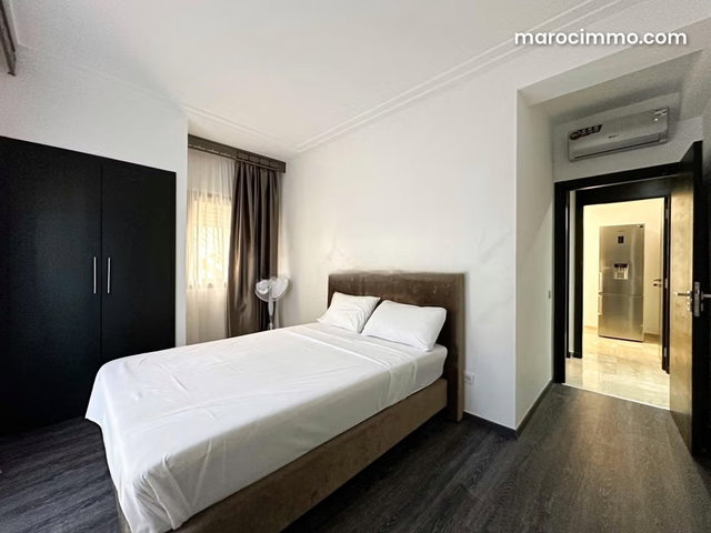 Appartement en location à Sania. 3 belles chambres. Meublé — 5