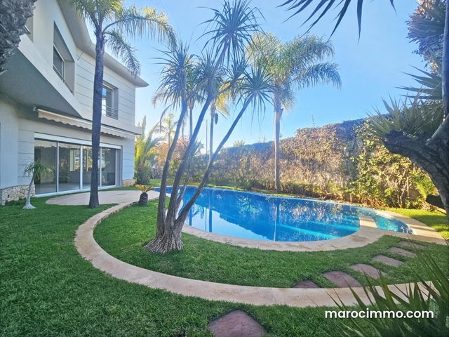Location magnifique villa 4chambres avec piscine à Anfa Supérieur — 2