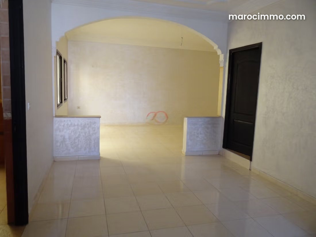 Three-Storey House in Hay Izdihar, Marrakech, with Terrace and Garage — Marrakesh