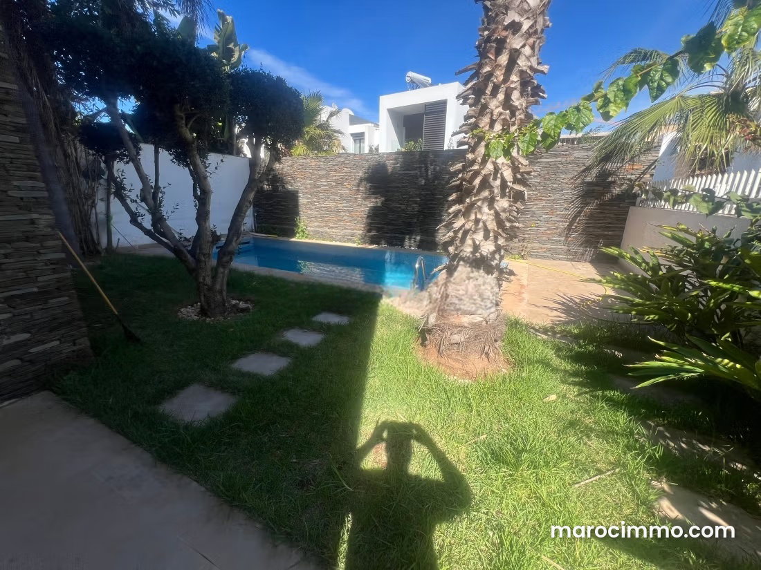 Villa 284 m² avec jardin, Aïn Diab, Casablanca à vendre — Casablanca