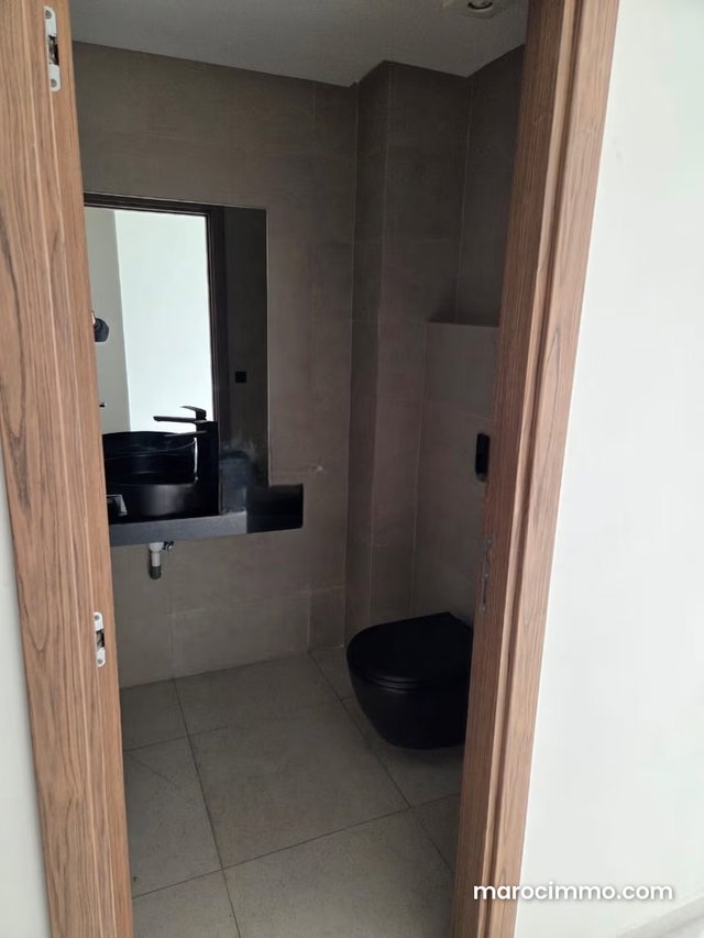 Appt d'exception à la Vente 125m² au 1 Etage Imm Neuf — 4