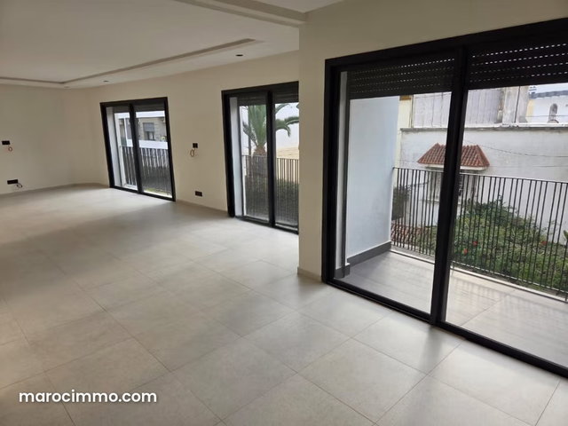 Appt d'exception à la Vente 125m² au 1 Etage Imm Neuf — 5