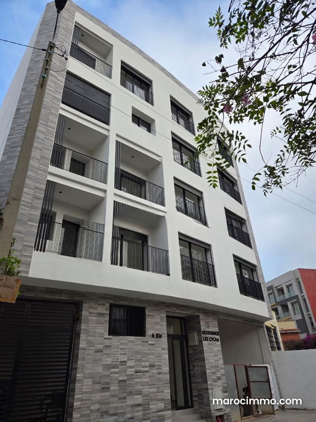 Appt d'exception à la Vente 125m² au 1 Etage Imm Neuf — الدار البيضاء