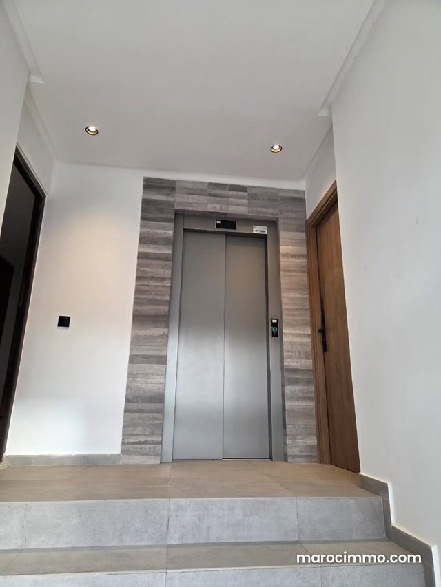 Appt d'exception à la Vente 125m² au 1 Etage Imm Neuf — 2