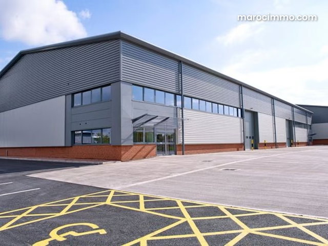 Entrepôt logistique 6000 m² Route de Médionna — 2