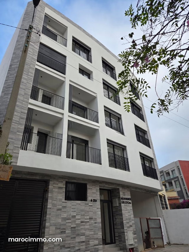 Magnifique Appt à la Vente de 114 m² Imm Neuf — 2
