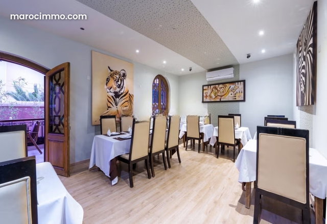 Exceptionnel. Maison d’hôtes hôtel en activité, 11 chambres. Quartier calme et résidentiel à 10 mn de Guéliz — 4