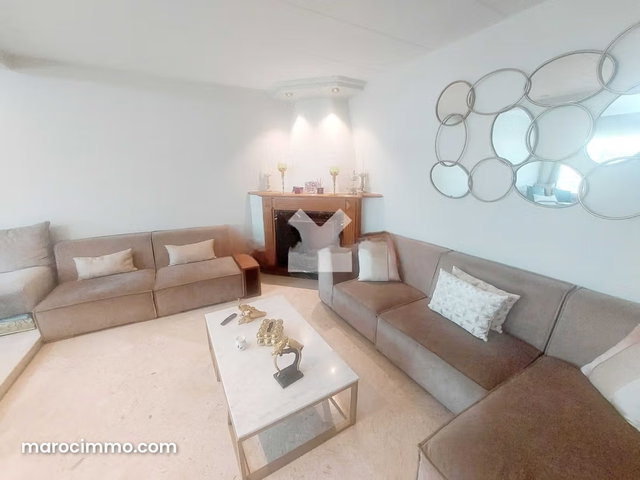 Appartement à Vendre de 150.0 m² à Casablanca, Hopitaux — 4