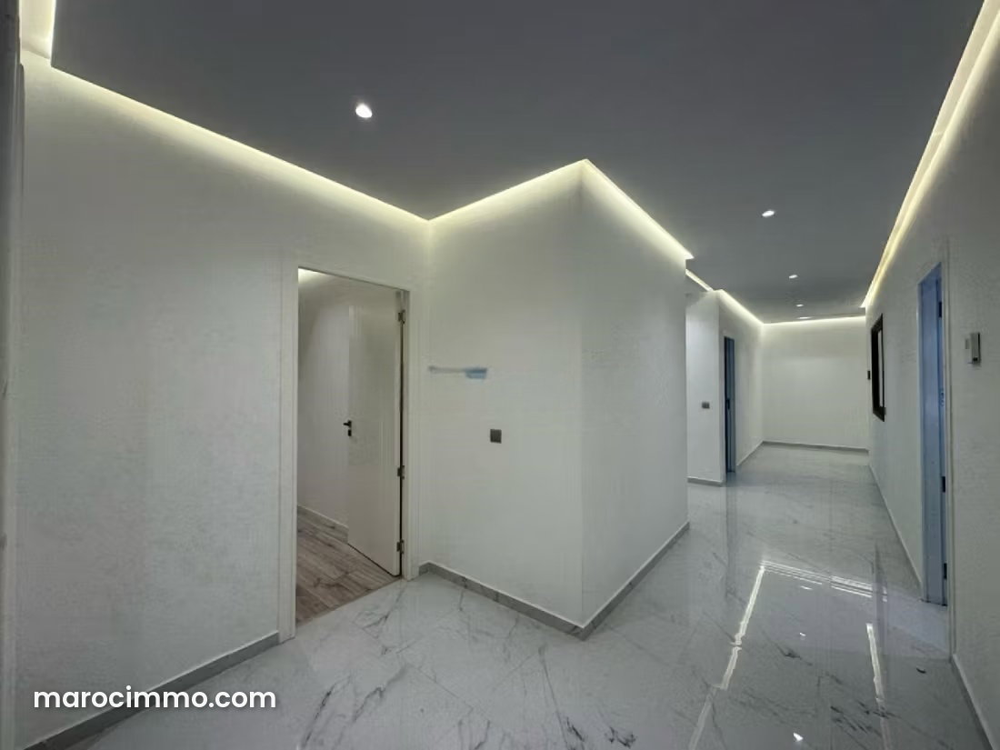 Sea and Mountain View Apartment in Tangier City Center — Tangier