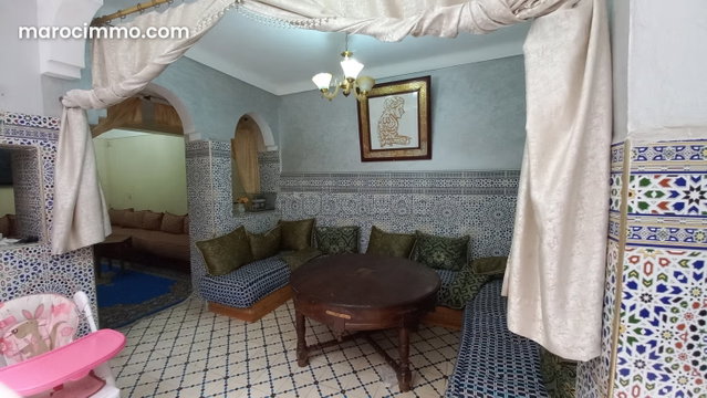 RIAD LAROUSS, Riad 108 m2 à Rénover 4 Suites — 4