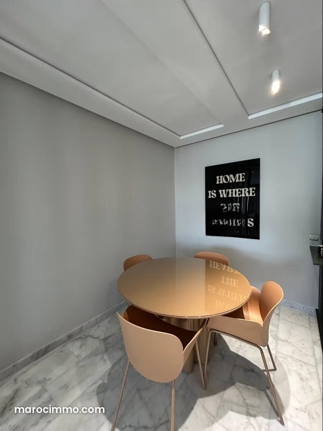 Bel appartement en location à Mozart. 2 chambres agréables. Bien meublé — 3