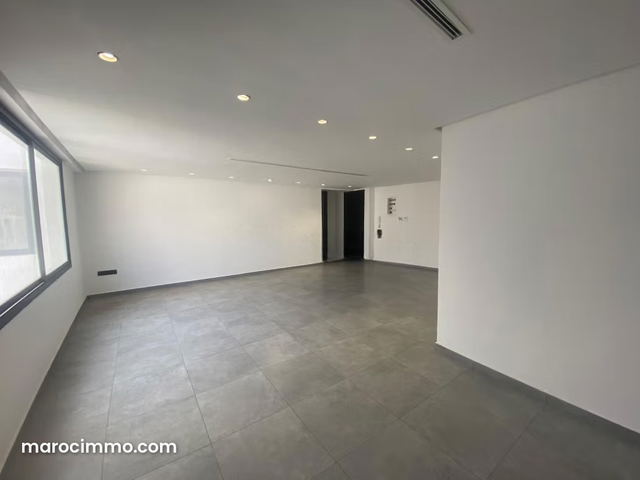 Bureau neuf à louer à bourgogne — Casablanca