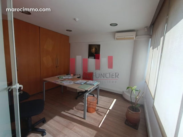 Plateau bureau de 106m2 à la location Abdelmoumen — 3