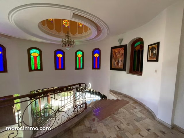 Magnifique villa à vendre à Marjane. 10 pièces — 2