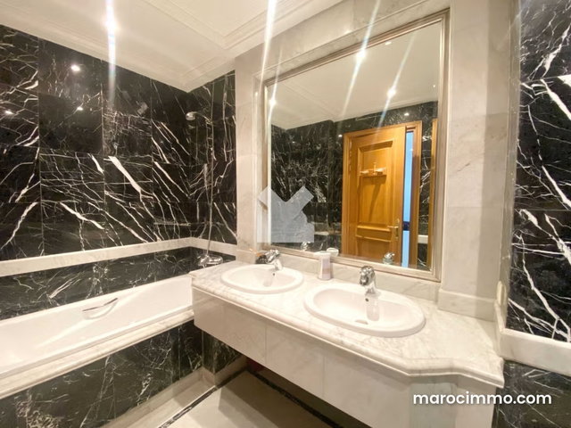 Appartement à Vendre de 121.0 m² à Casablanca, Bourgogne Sidi Belyout — 4