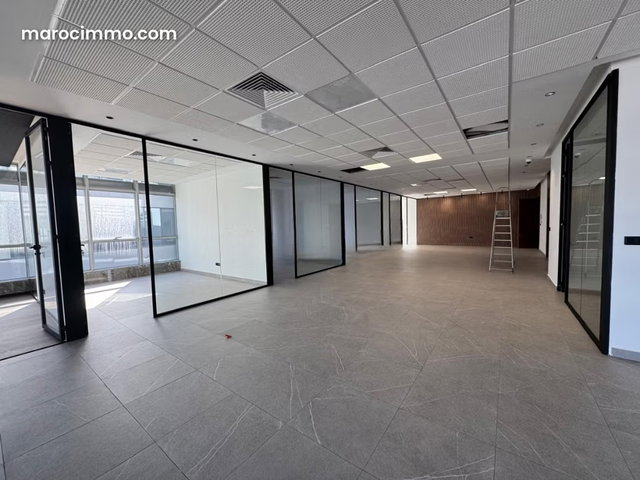 Bureau Prime 248 M² Neuf Aménagé A Sidi Maârouf — 4
