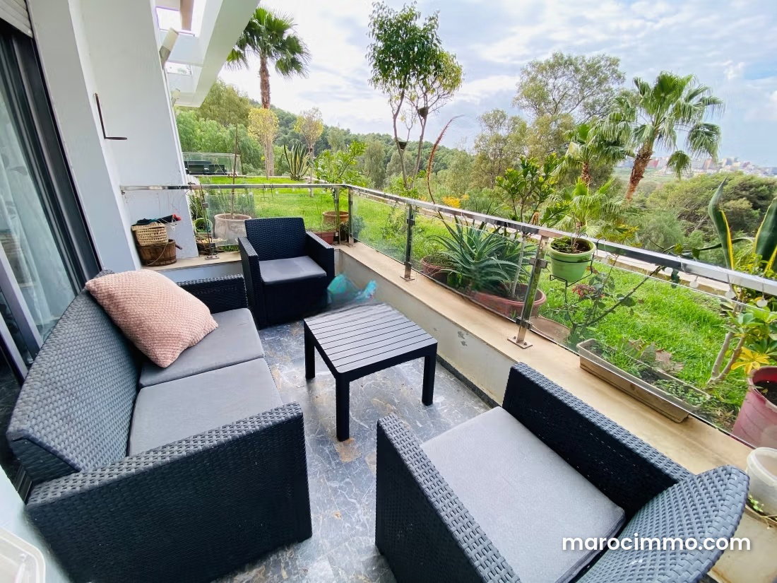 Appartement meublé 110 m², vue montagne, piscine à Malabata, Tanger — Tanger