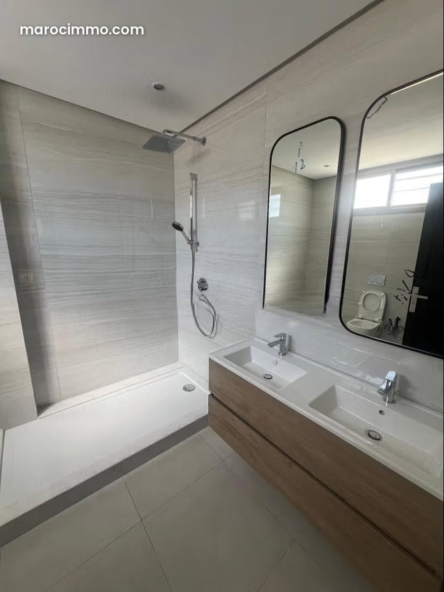 Grand Duplex 350m2 dernier etage double terrasse racine — 5