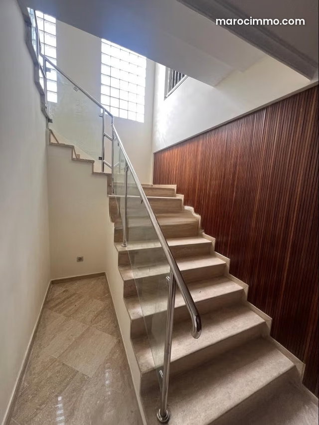 Grand Duplex 350m2 dernier etage double terrasse racine — 3