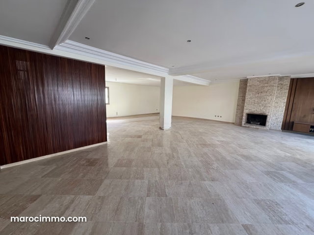 Grand Duplex 350m2 dernier etage double terrasse racine — 2
