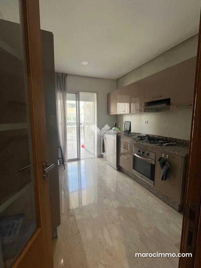 Appartement à Vendre de 174.0 m² à Casablanca, Almaz Hay Hassani — 4