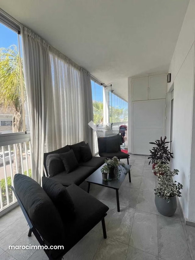 Appartement à Vendre de 174.0 m² à Casablanca, Almaz Hay Hassani — 2