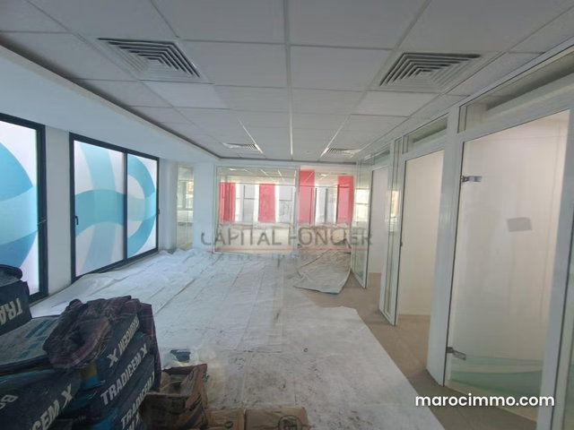 Plateau bureau de 320m2 ainsi que 170m2 de terrasse à la location Route d’El Jadida — 3