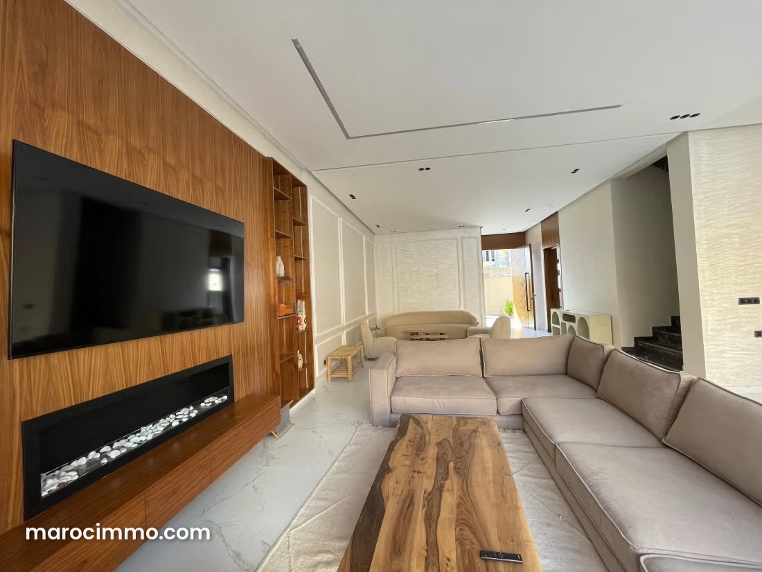 Brand-New 300 m² Villa with Heated Pool, Agdal, Marrakech — Marrakesh