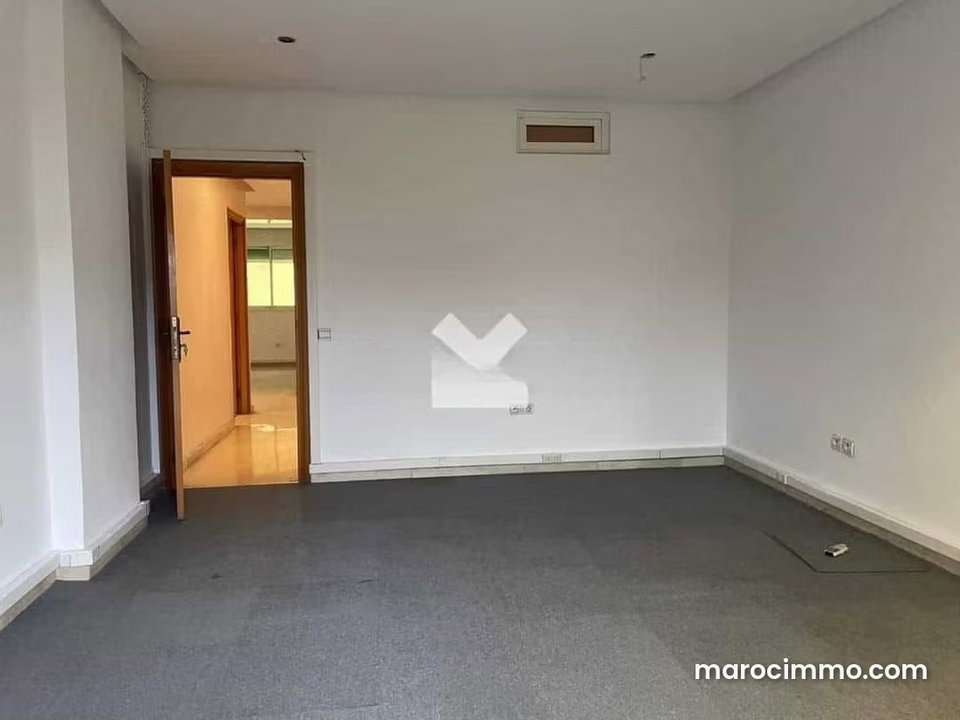 Bureau à Louer de 104.0 m² à Casablanca, Plateau