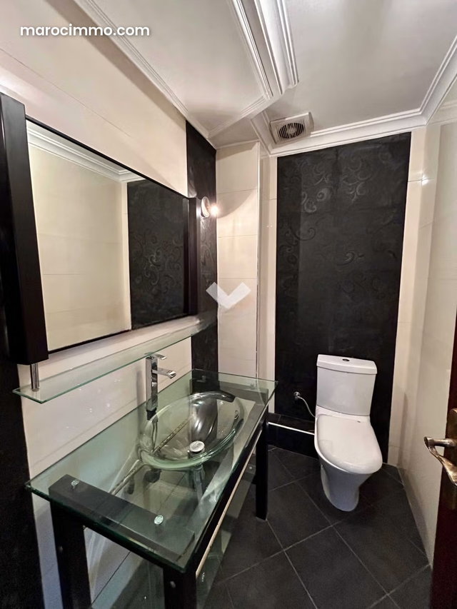 Appartement à Vendre de 260.0 m² à Casablanca, Bourgogne Sidi Belyout — 5