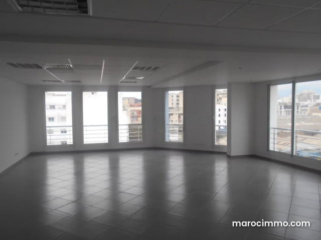Plateaux de Bureaux à Louer de 75m² à 159m² — Casablanca
