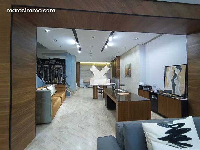 Local commercial à Vendre de 210.0 m² à Casablanca, Hopitaux — 3