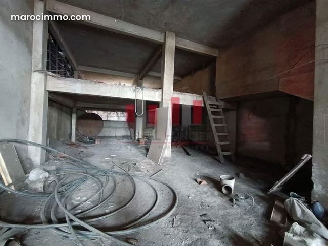 Magnifique local commercial de 280m2 en plein Bd 2 Mars — Casablanca