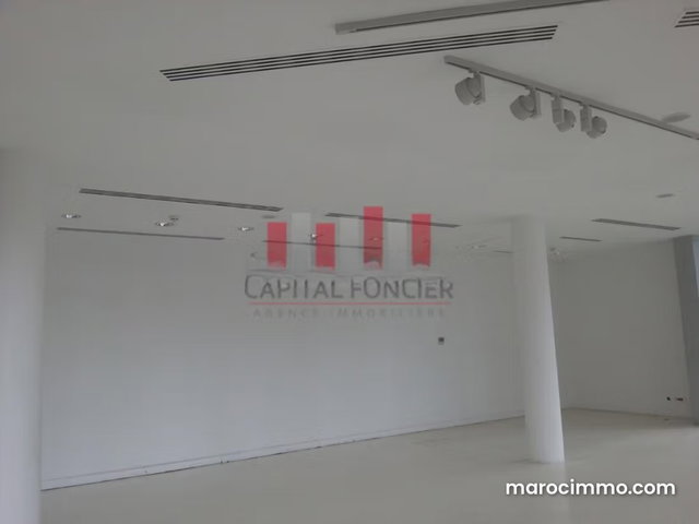 Villa a usage professionnelle de 1.200 m de surface utile a la location en plein quartier Anfa — 4