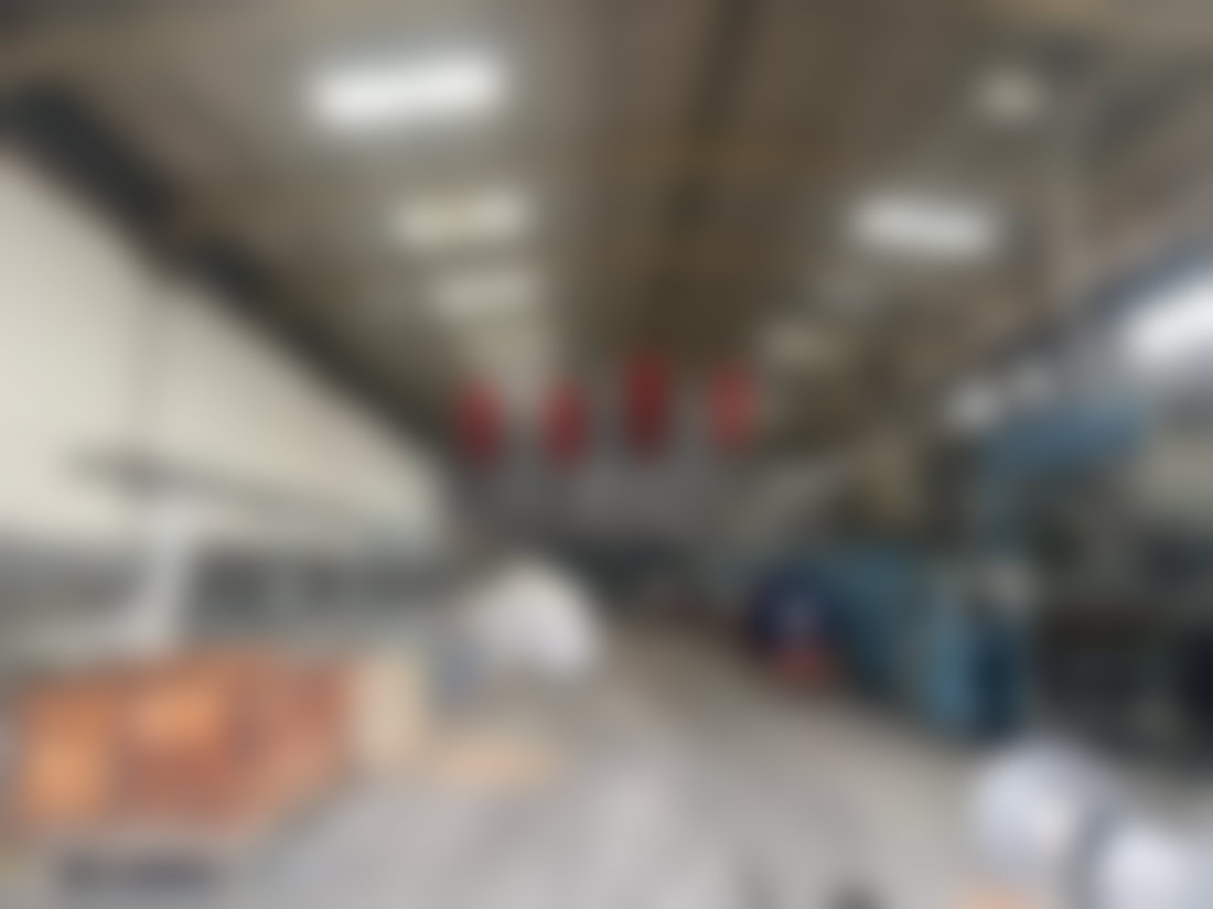 وحدة صناعية واسعة للكراء بعين السبع في الدار البيضاء