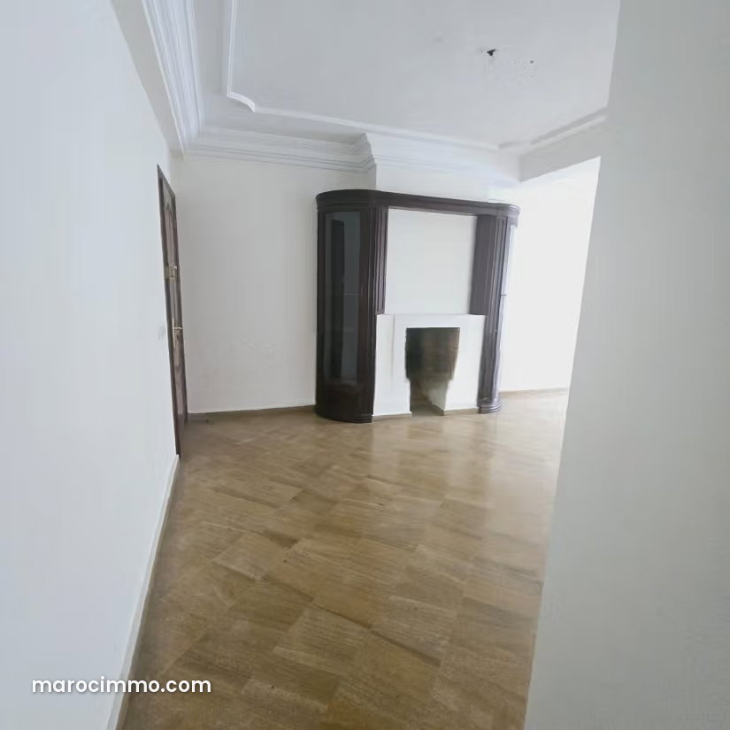 150 m² Apartment with Terrace in Quartier des Hôpitaux, Casablanca — Casablanca