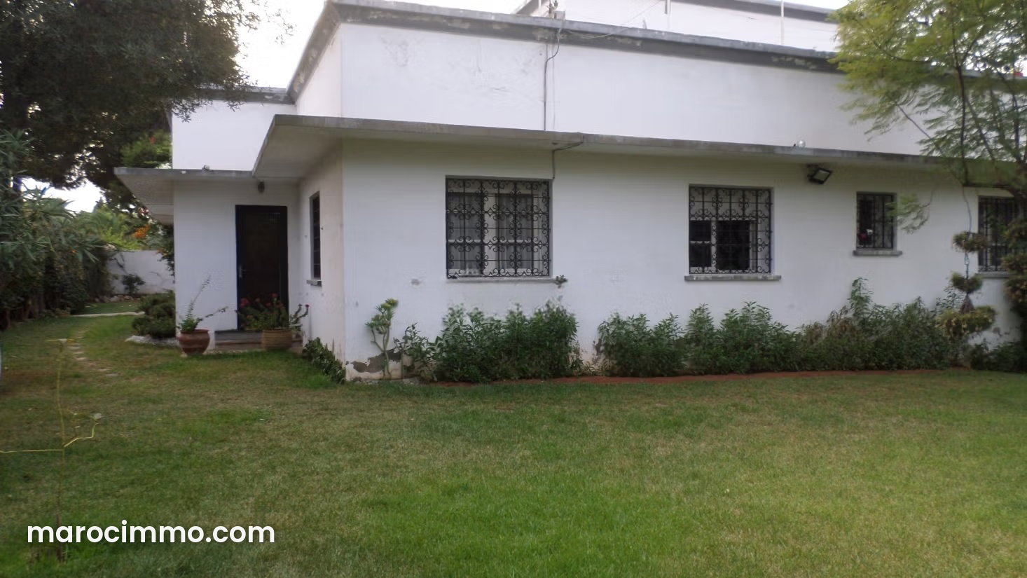 350 sqm villa on a 1,082 sqm plot, Polo, Casablanca — Casablanca