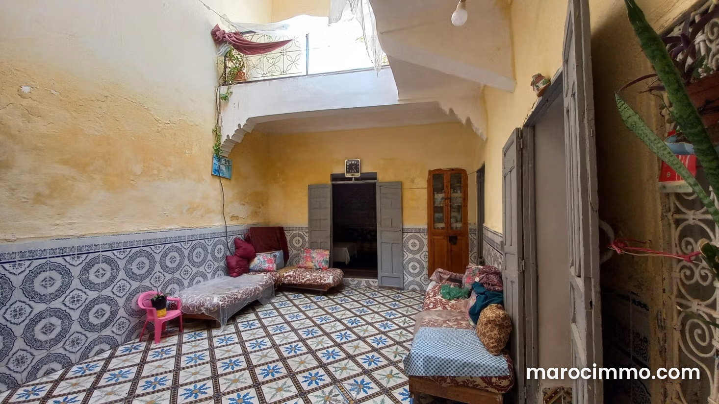 House to Renovate in Arset El Houta, Marrakech, with Terrace and Garage — Marrakesh