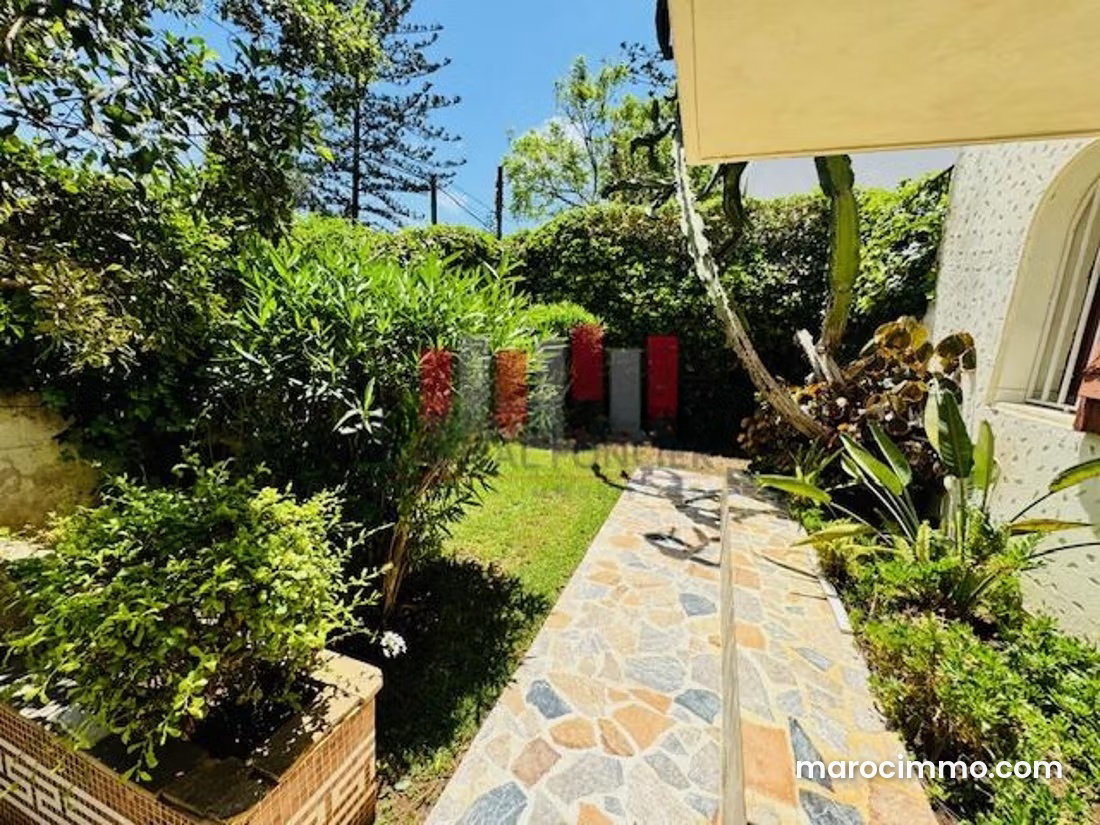 535 sqm Villa to Renovate, Ferme Bretone, Casablanca — Casablanca