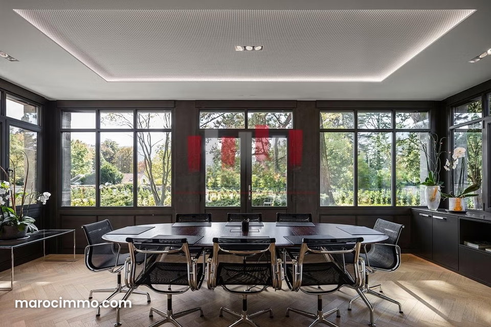 Villa a usage professionnel en plein route Azemmour de 722 m a la vente Ref VP110