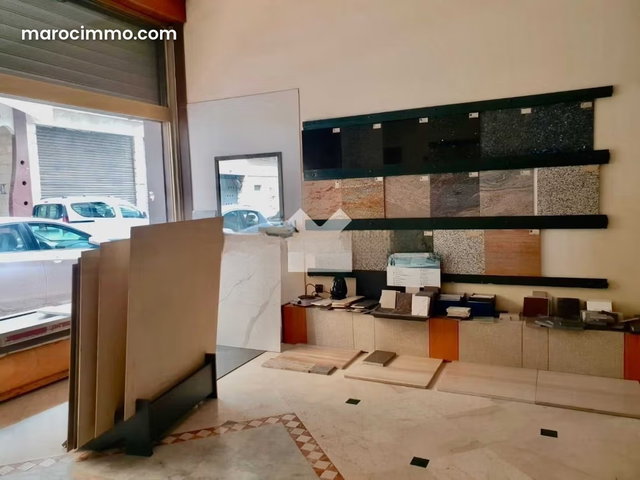 Local commercial à Vendre de 55.0 m² à Casablanca, Beausejour — 2
