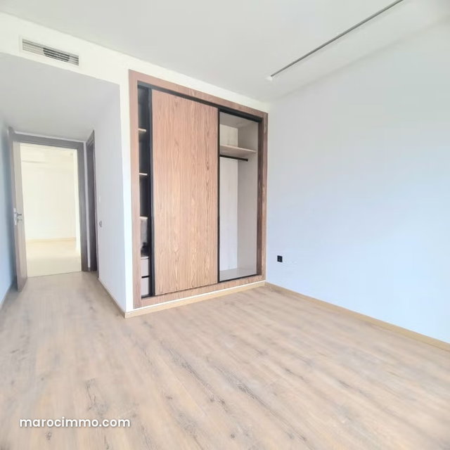 Appartement neuf de 100 m² à louer Oasis — 5