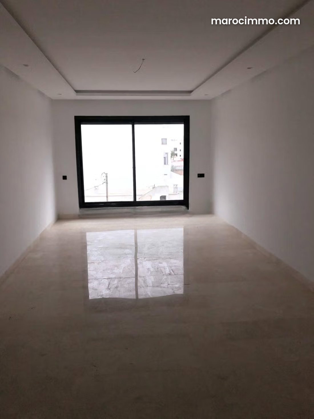 3-Bedroom Apartment with Terrace for Rent, Oasis, Casablanca — Casablanca