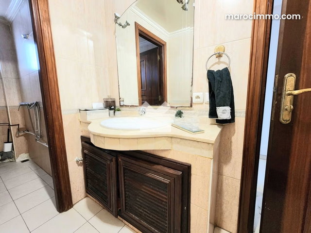 Appartement à Vendre de 163.0 m² à Casablanca, Gauthier — 5