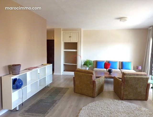 Location Appartement à c. I. L — 2