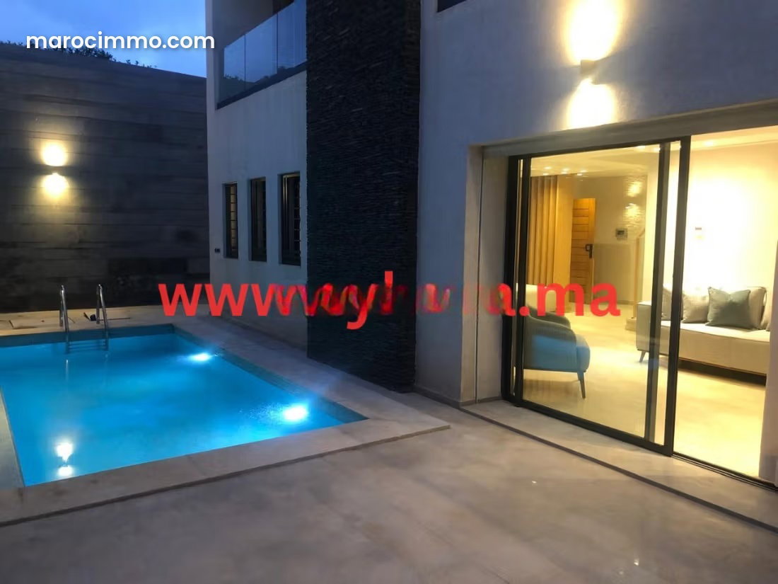 Villa meublée avec piscine, 2ème rang plage, Harhoura, Temara — Temara