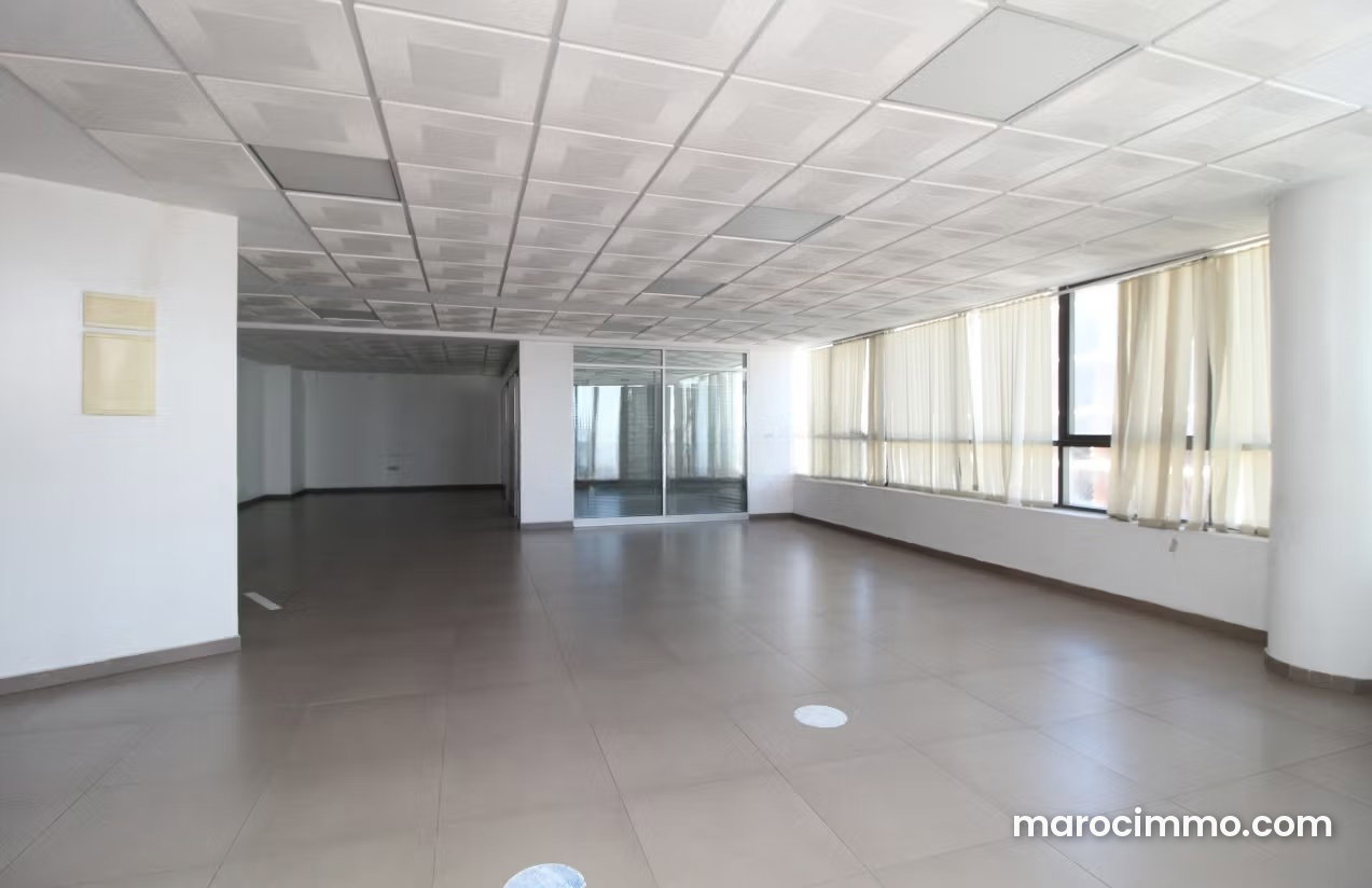 116 m² Office on Avenue Moukawama, Hay Hassani, Agadir — Agadir