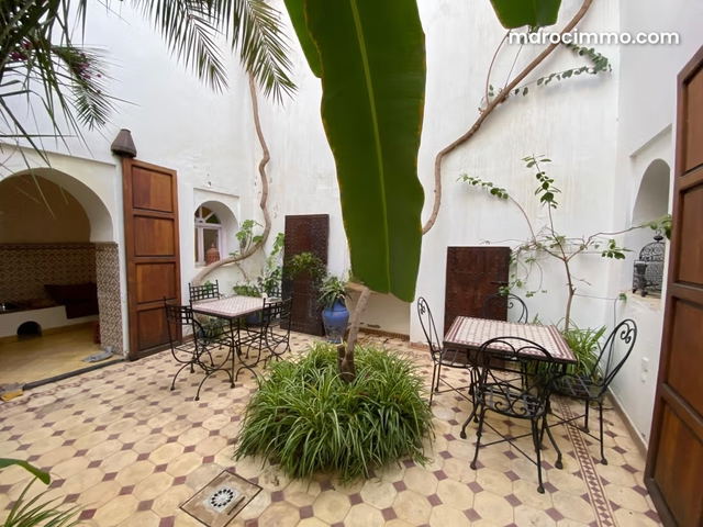Vente Riad Rénover Titré À Sidi Ben Slimane — Marrakech
